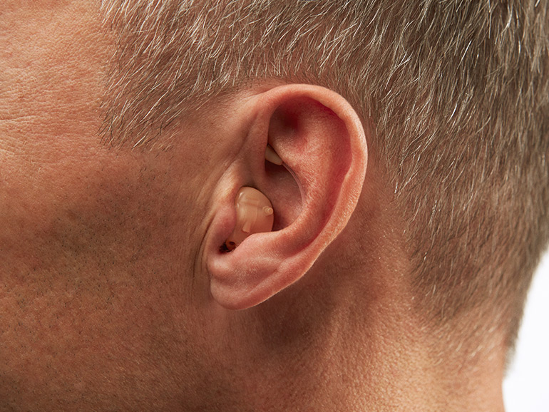 In the ear hearing aid device